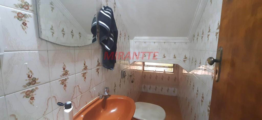Sobrado de 130m² com 2 quartos em Jaraguá