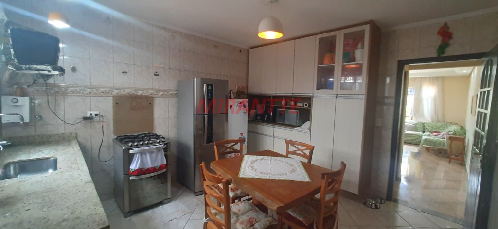 Sobrado de 130m² com 2 quartos em Jaraguá