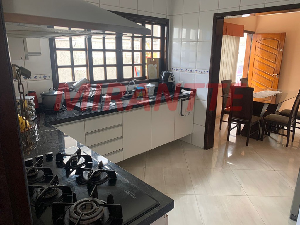 Sobrado de 242m² com 4 quartos em Freguesia do Ó