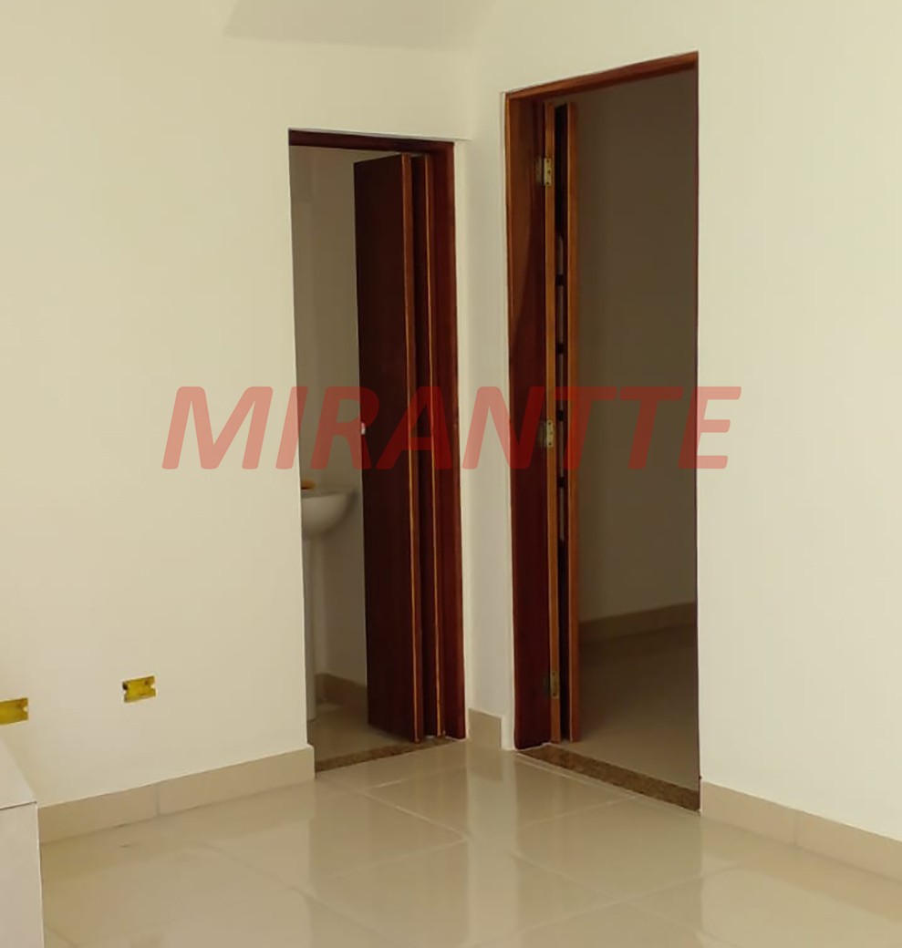 Sobrado de 80m² com 2 quartos em Vila Gustavo
