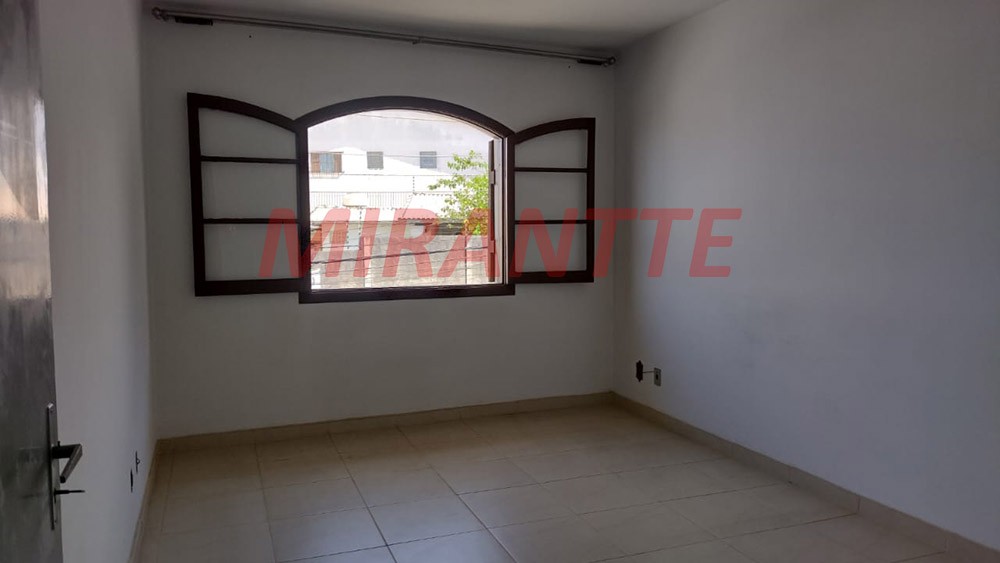 Sobrado de 144m² com 2 quartos em Jardim Peri