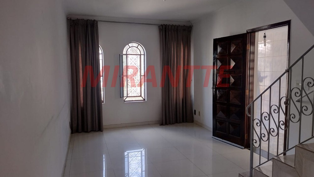 Sobrado de 144m² com 2 quartos em Jardim Peri