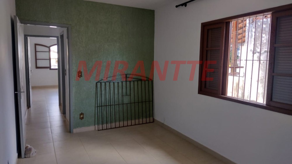 Sobrado de 144m² com 2 quartos em Jardim Peri
