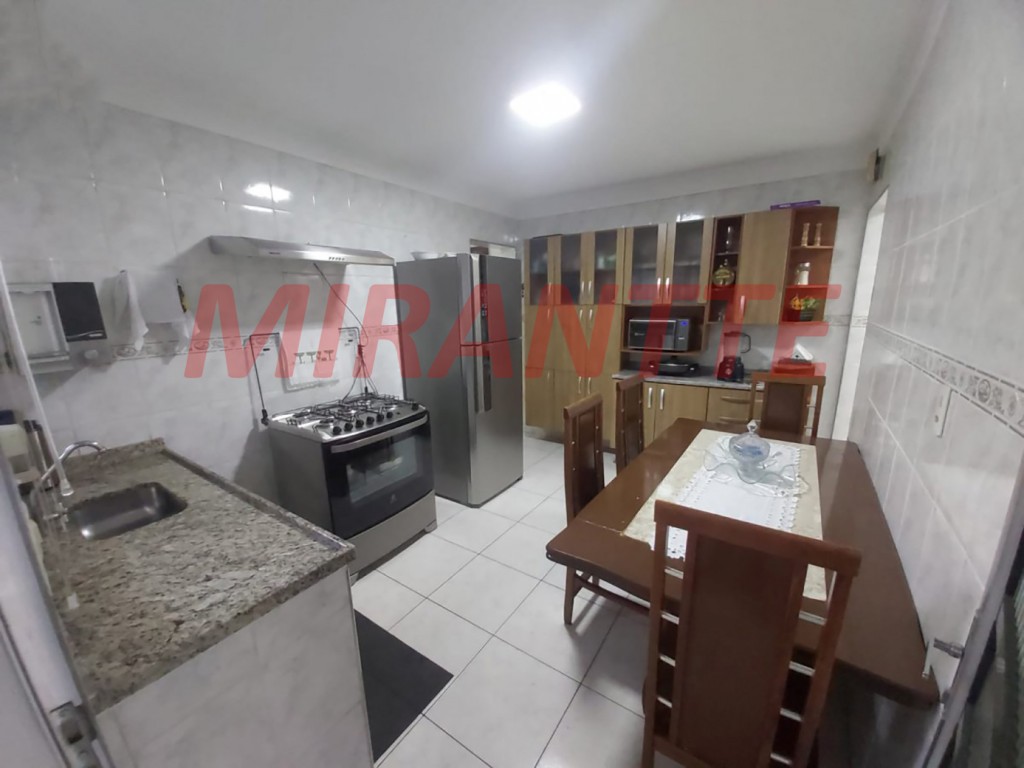 Sobrado de 220m² com 3 quartos em Vila Penteado