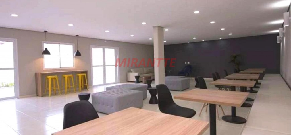 Apartamento de 40m² com 2 quartos em Jardim Adelfiori