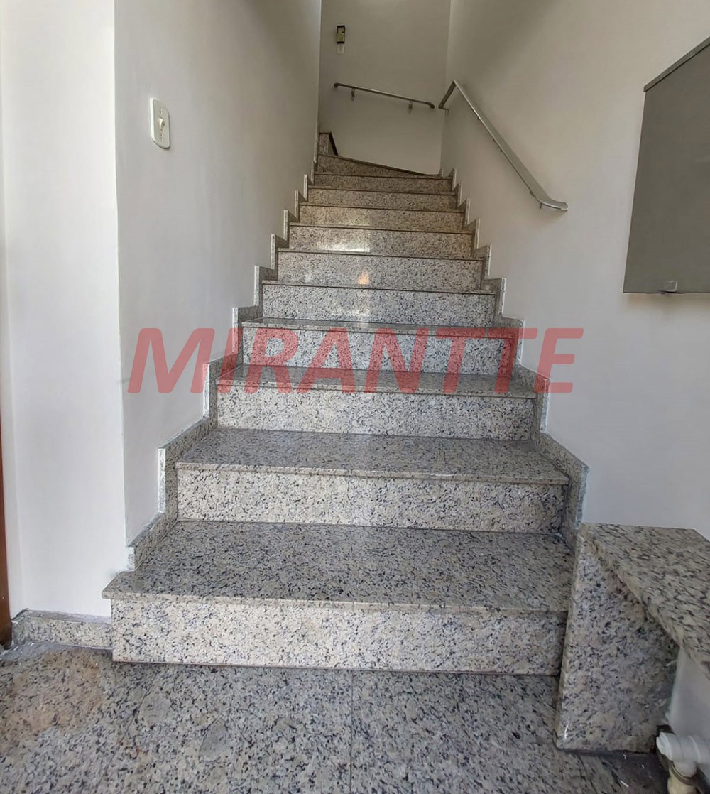 Comercial de 240m² com 5 quartos em Vila Gustavo