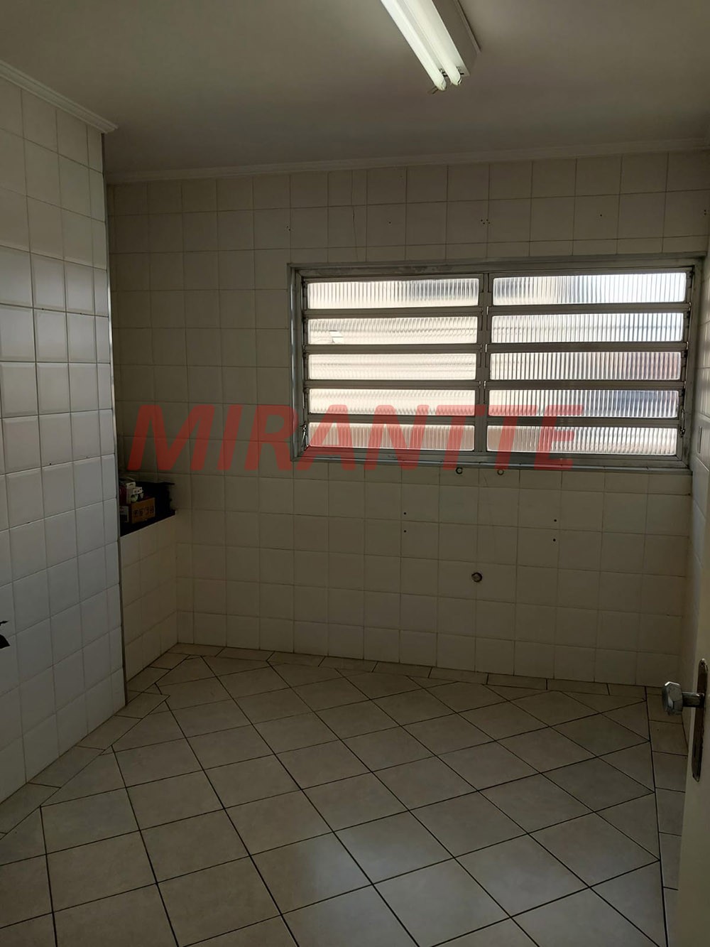 Comercial de 240m² com 5 quartos em Vila Gustavo