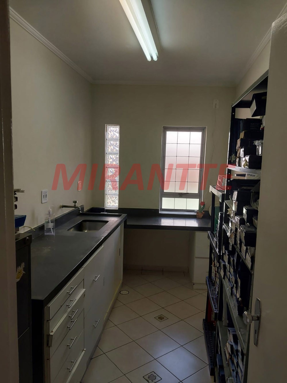 Comercial de 240m² com 5 quartos em Vila Gustavo