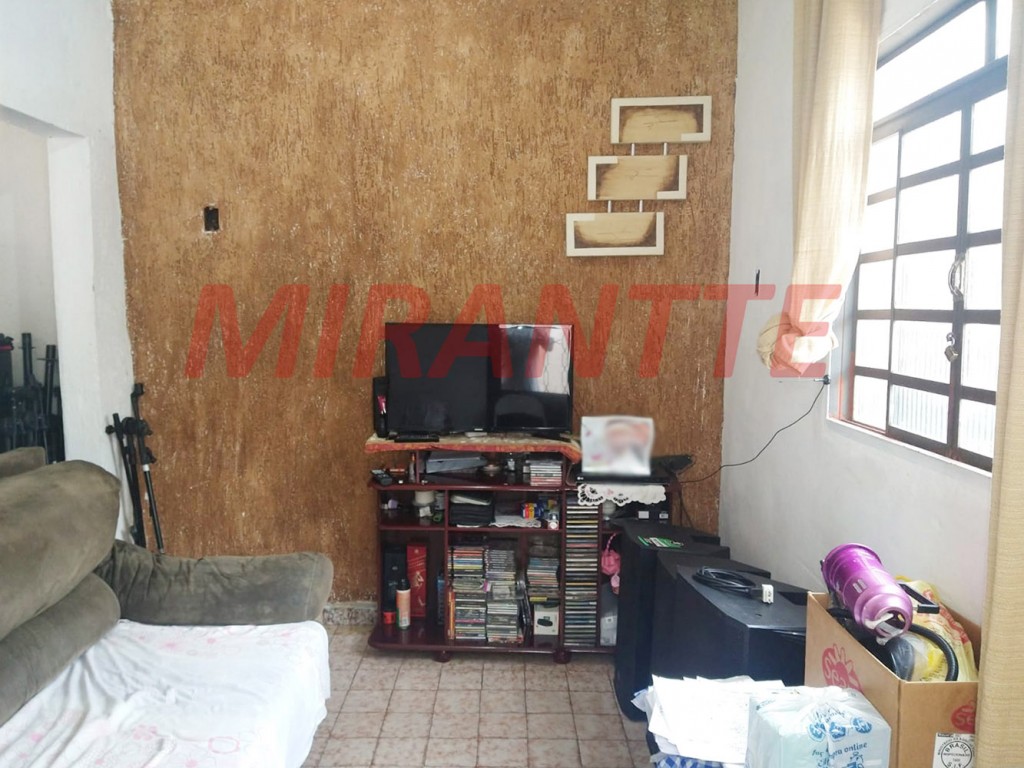 Casa terrea de 60m² com 2 quartos em Vila Hulda