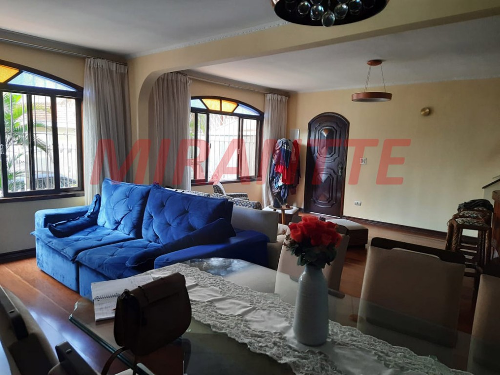 Sobrado de 360m² com 5 quartos em Imirim