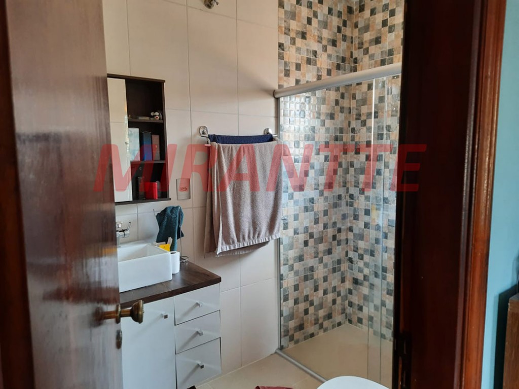 Sobrado de 360m² com 5 quartos em Imirim