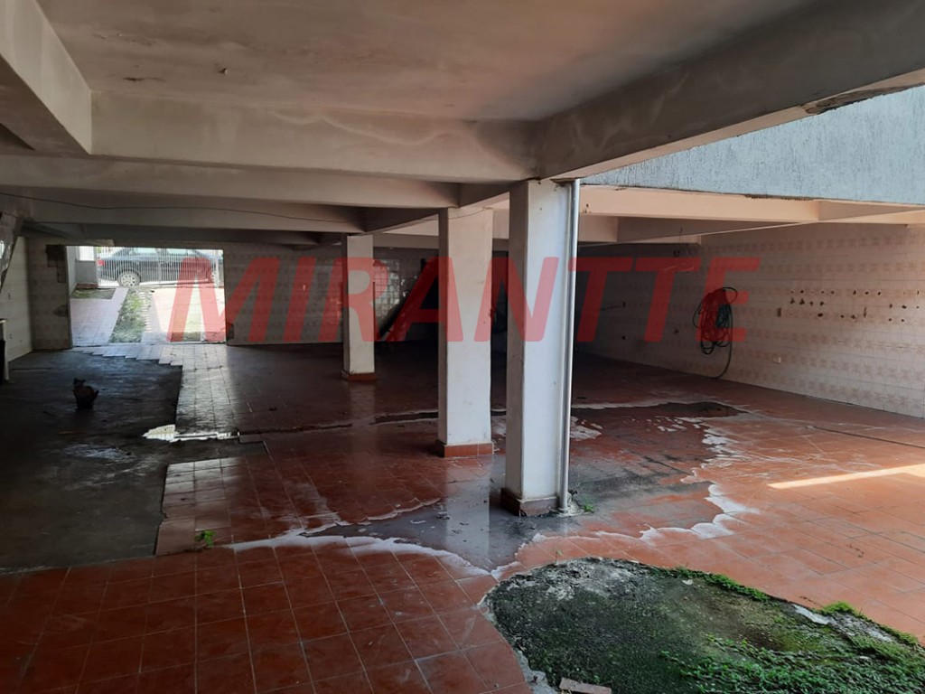 Sobrado de 360m² com 5 quartos em Imirim