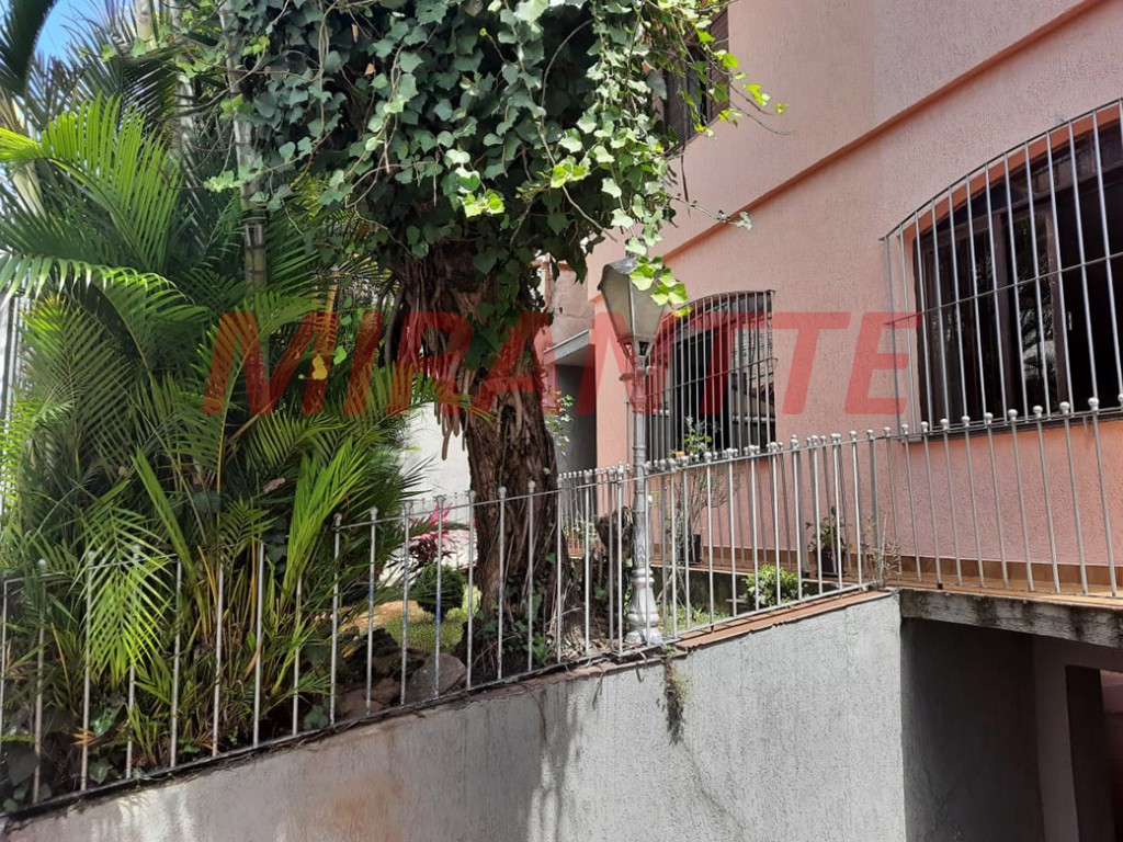 Sobrado de 360m² com 5 quartos em Imirim
