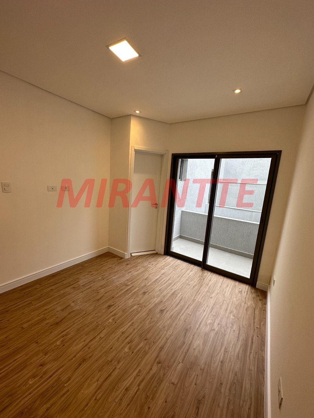 Sobrado de 241m² com 3 quartos em Bela Vista