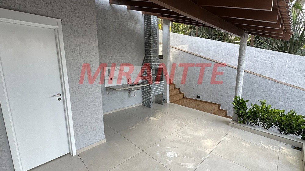Sobrado de 241m² com 3 quartos em Bela Vista