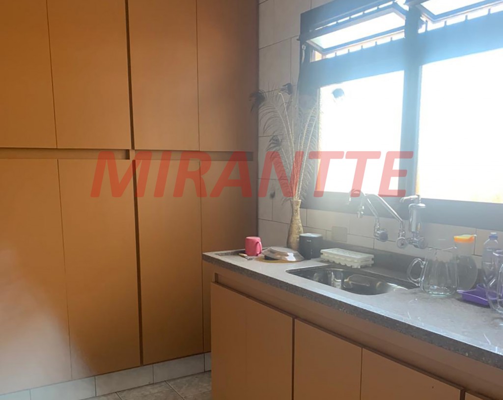 Sobrado de 64m² com 2 quartos em Vila Zat