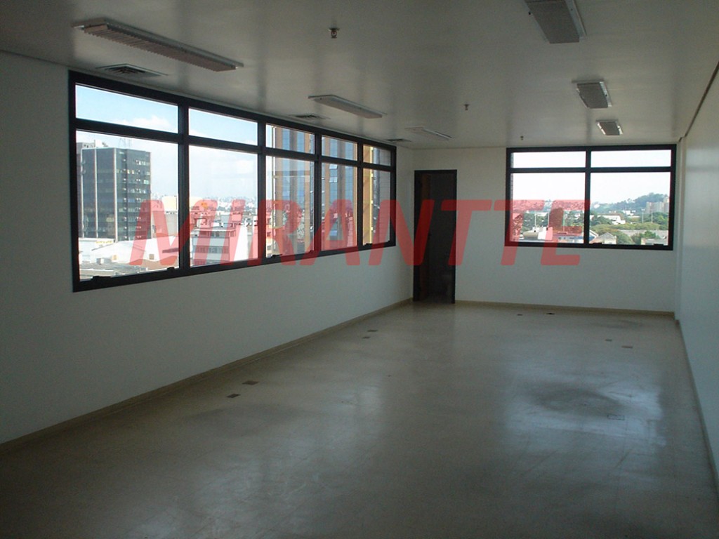 Conjunto comercial de 54m² em Santana