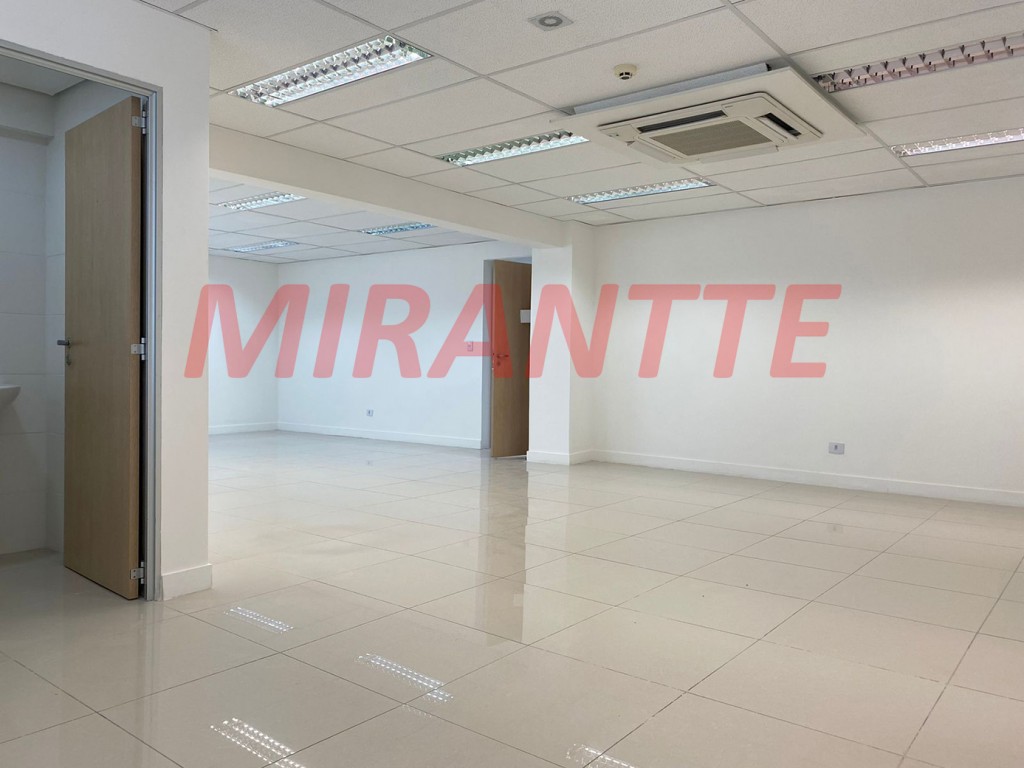 Comercial de 84m² em Santana