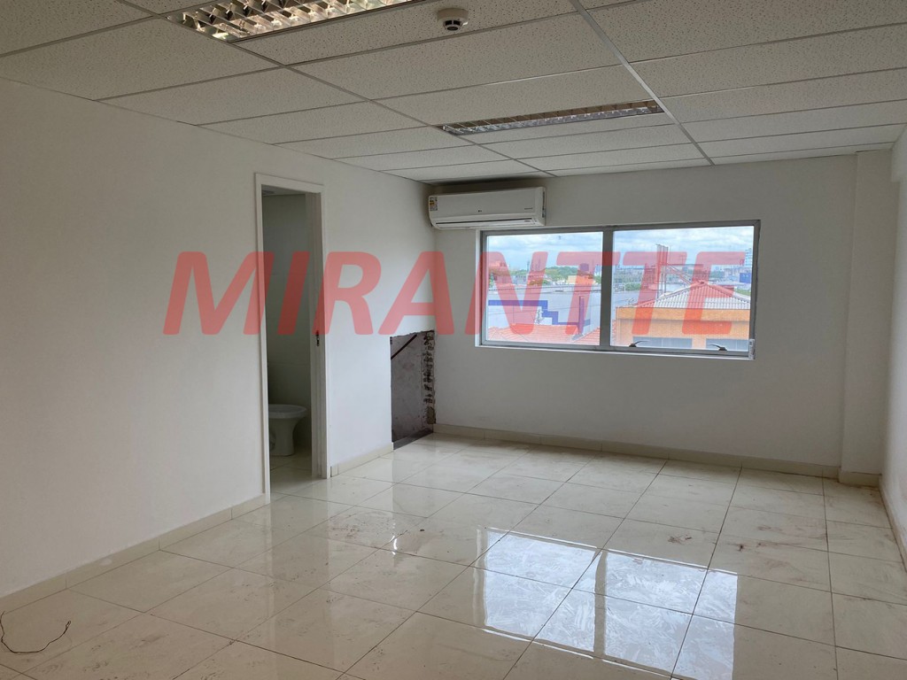 Conjunto comercial de 42m² em Santana
