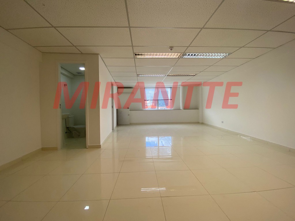 Comercial de 51m² em Santana