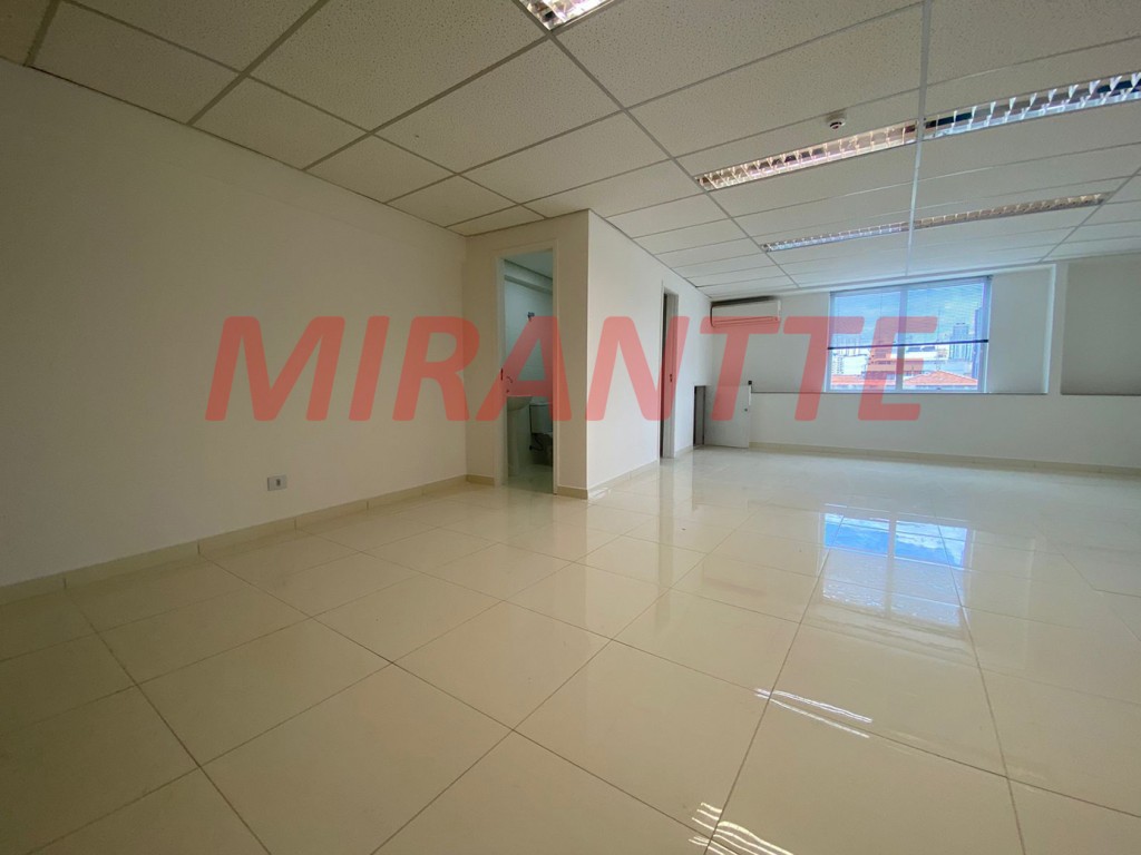 Comercial de 51m² em Santana
