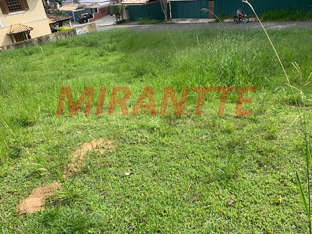 Terreno de 320m² em Jardim Itatinga