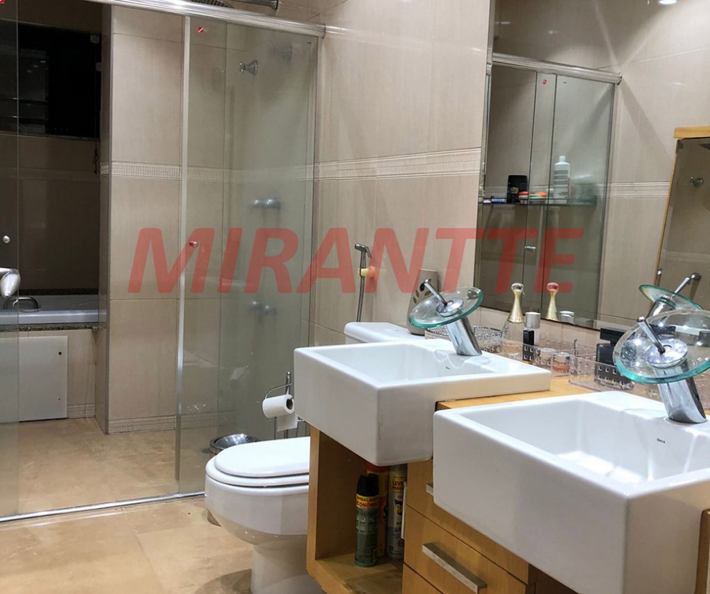 Sobrado de 180m² com 4 quartos em Jardim Consolata