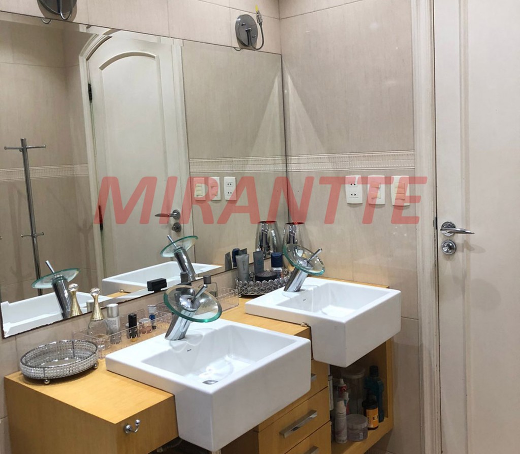 Sobrado de 180m² com 4 quartos em Jardim Consolata