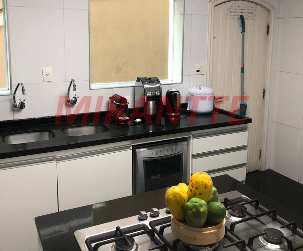 Sobrado de 180m² com 4 quartos em Jardim Consolata