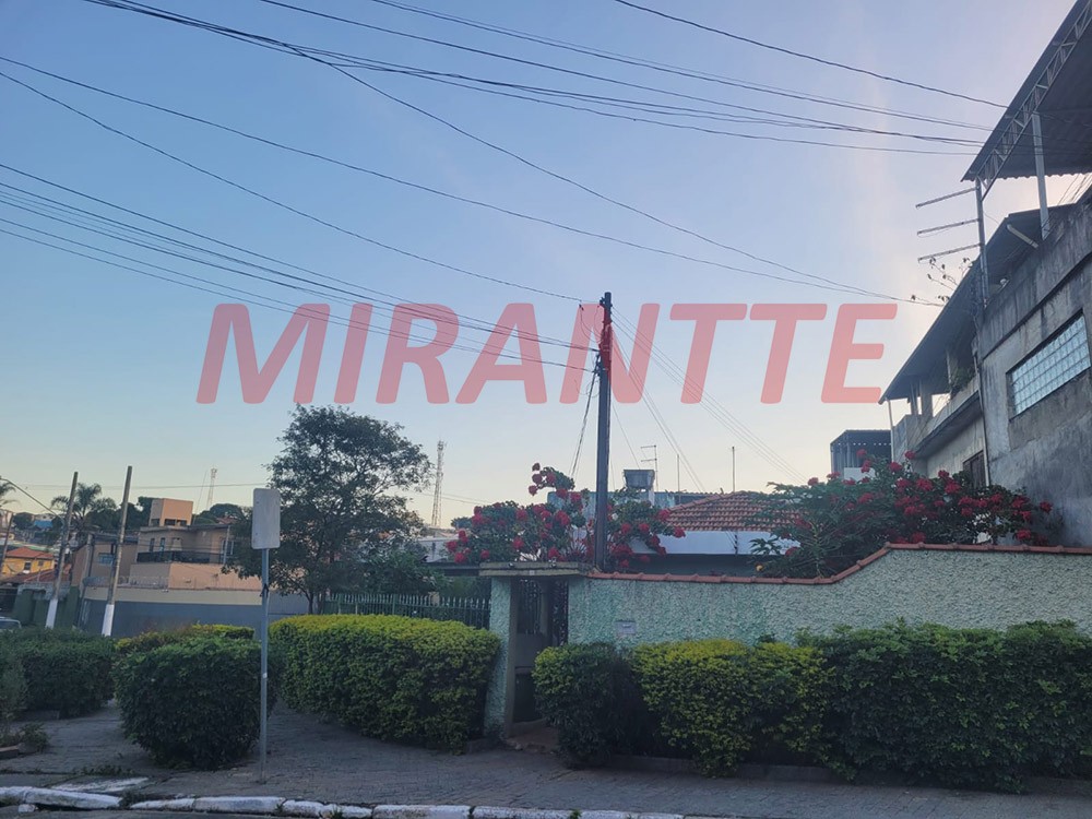 Sobrado de 200m² com 4 quartos em Bortolândia