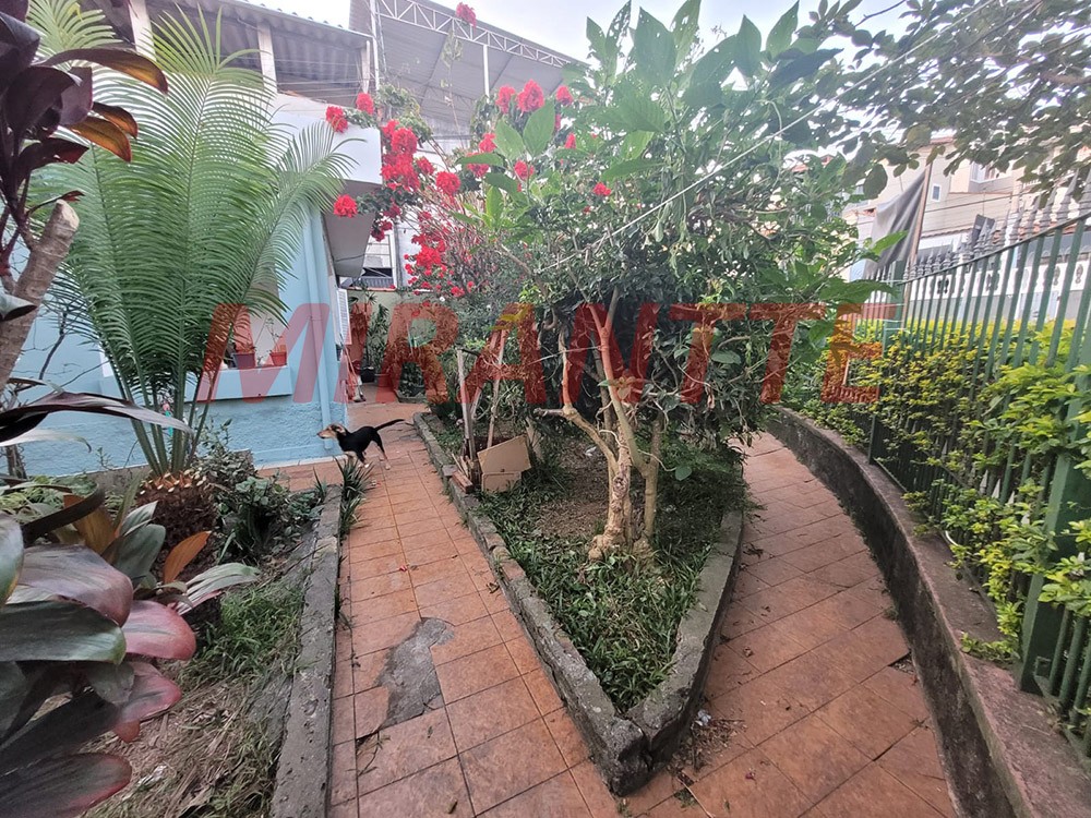 Sobrado de 200m² com 4 quartos em Bortolândia