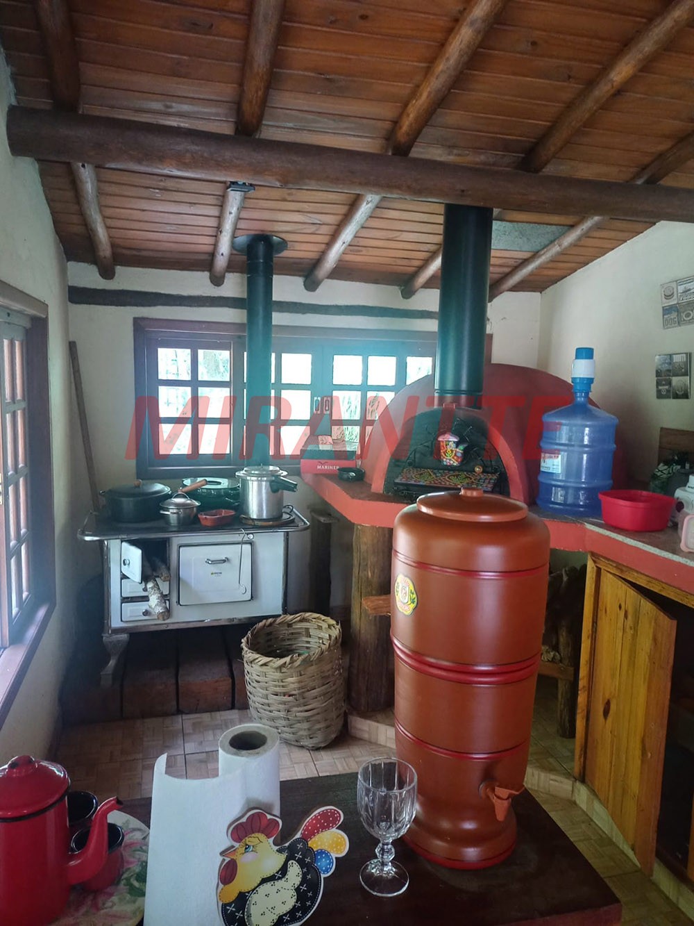 Chácara de 145m² com 4 quartos em Centro