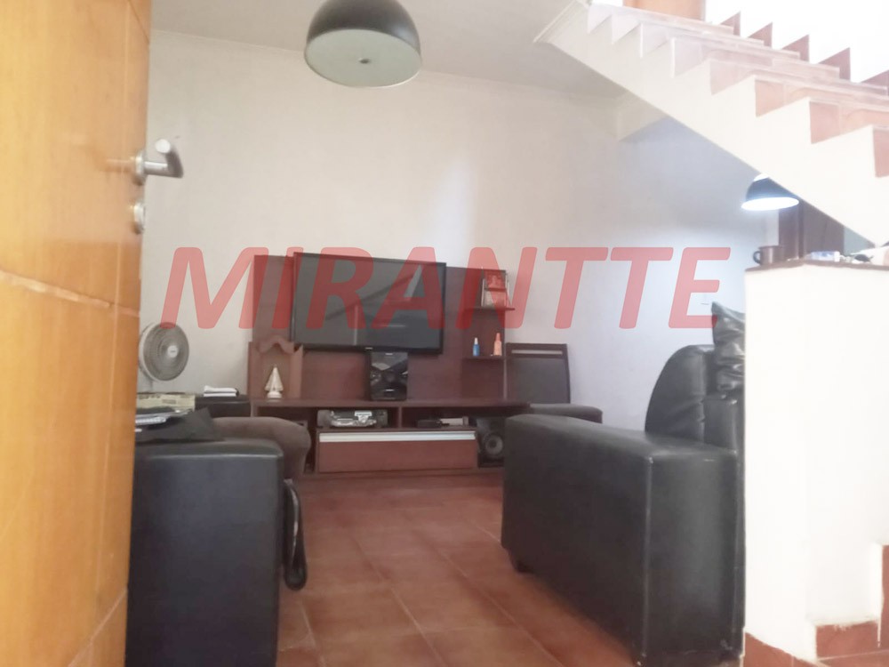Sobrado de 200m² com 3 quartos em Parada Inglesa