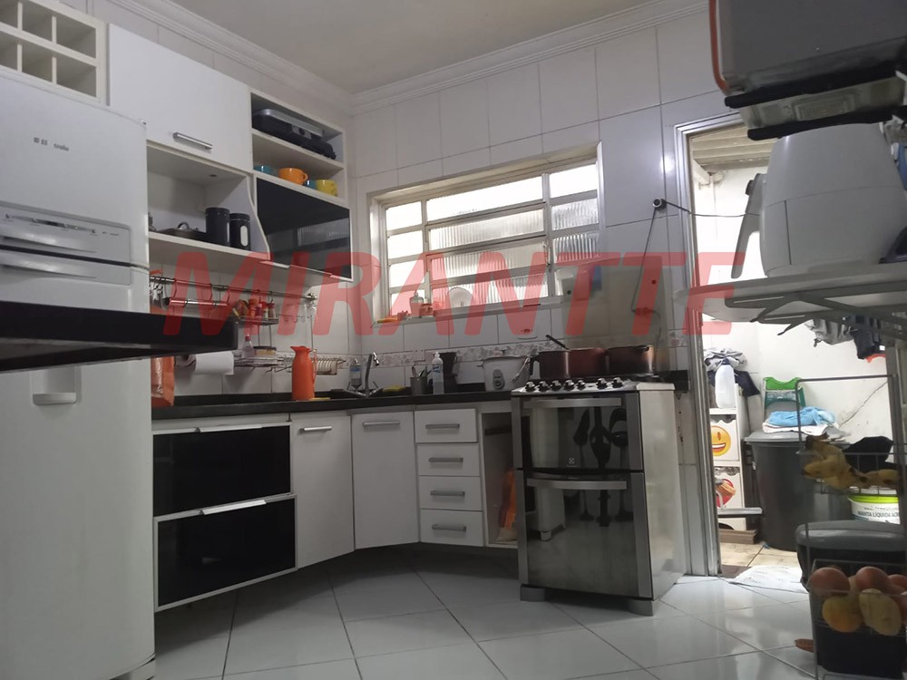 Sobrado de 200m² com 3 quartos em Parada Inglesa