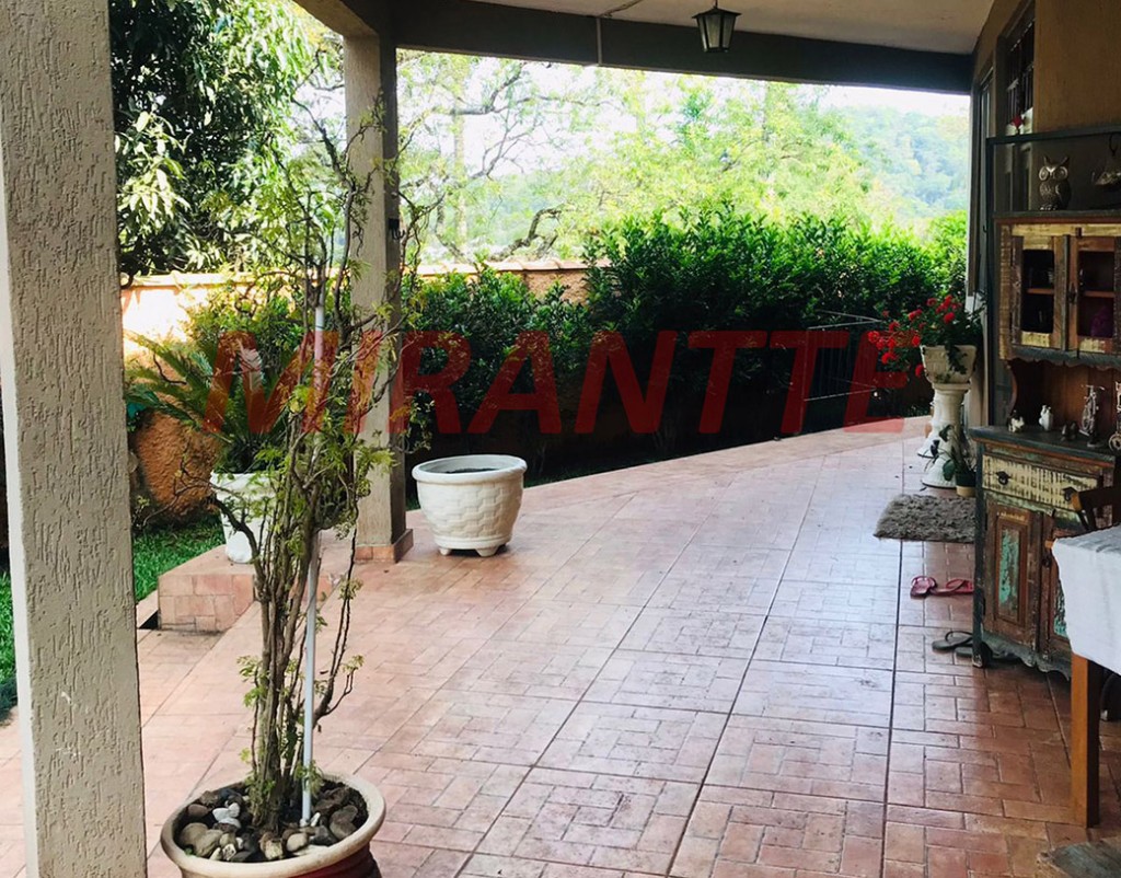 Sobrado de 300m² com 3 quartos em Serra Da Cantareira