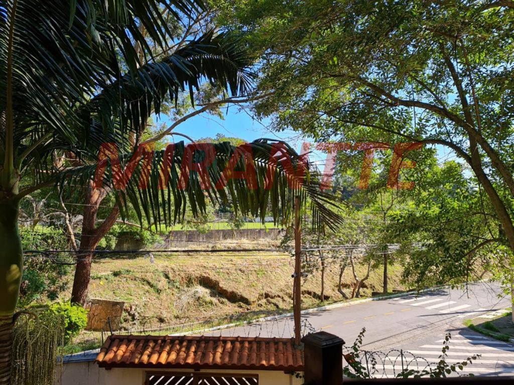 Sobrado de 246m² com 4 quartos em Palmas Do Tremembé