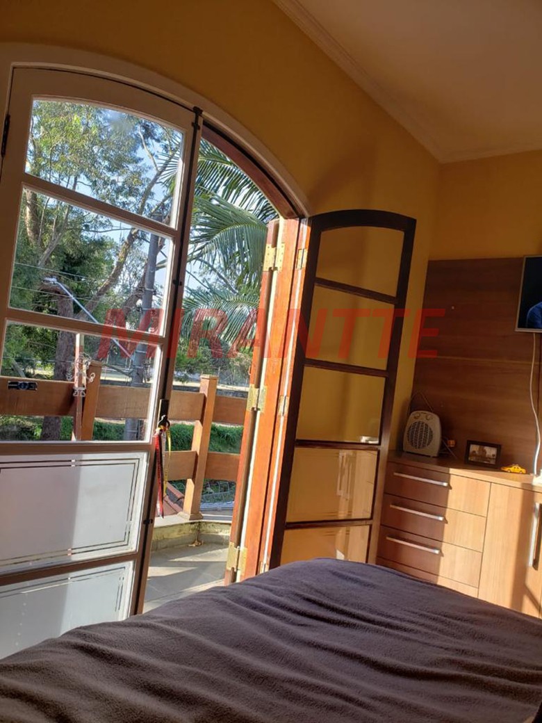 Sobrado de 246m² com 4 quartos em Palmas Do Tremembé