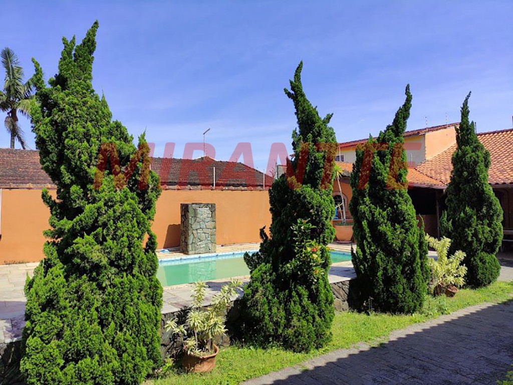 Casa terrea de 250m² com 5 quartos em Cibratel II