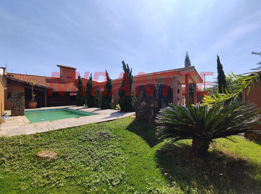 Casa terrea de 250m² com 5 quartos em Cibratel II