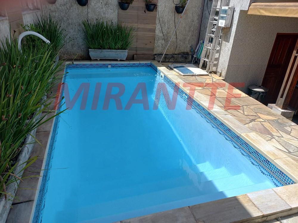 Casa terrea de 253m² com 3 quartos em Vila Gustavo