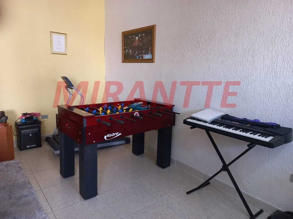 Casa terrea de 253m² com 3 quartos em Vila Gustavo