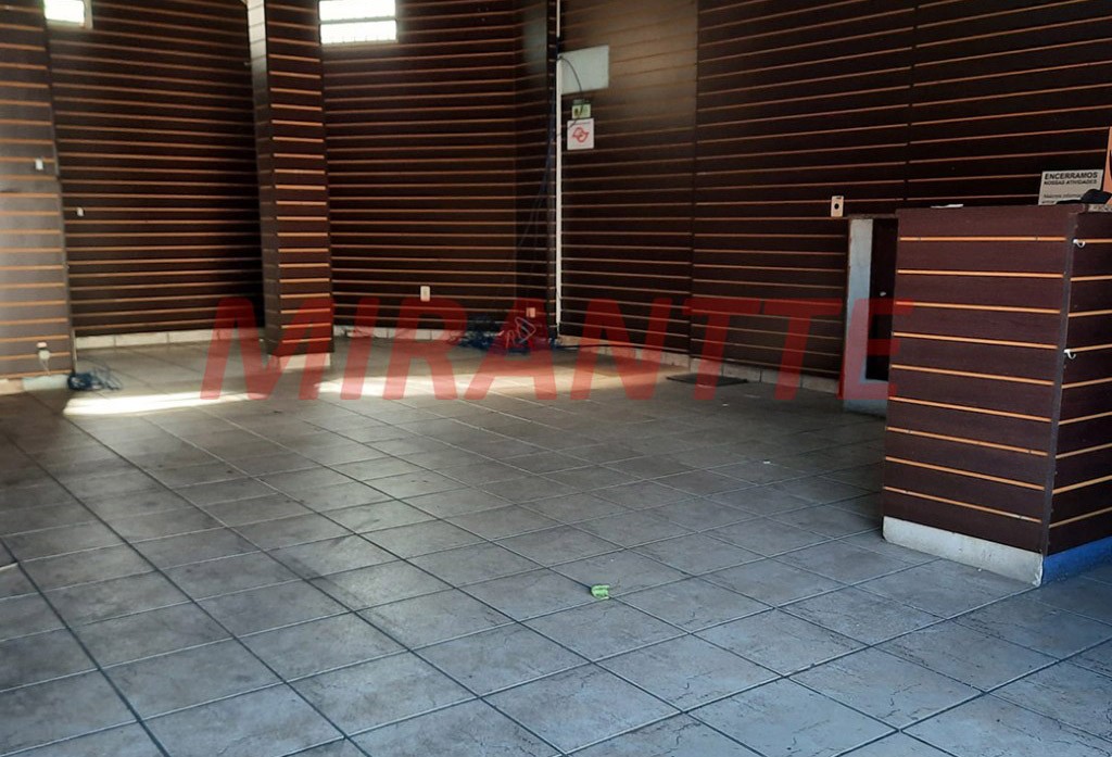 Sobrado de 400m² com 5 quartos em São João do Rio Vermelho