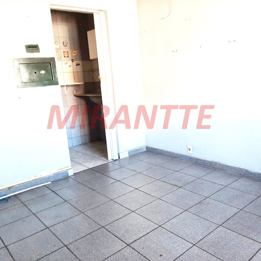 Sobrado de 400m² com 5 quartos em São João do Rio Vermelho