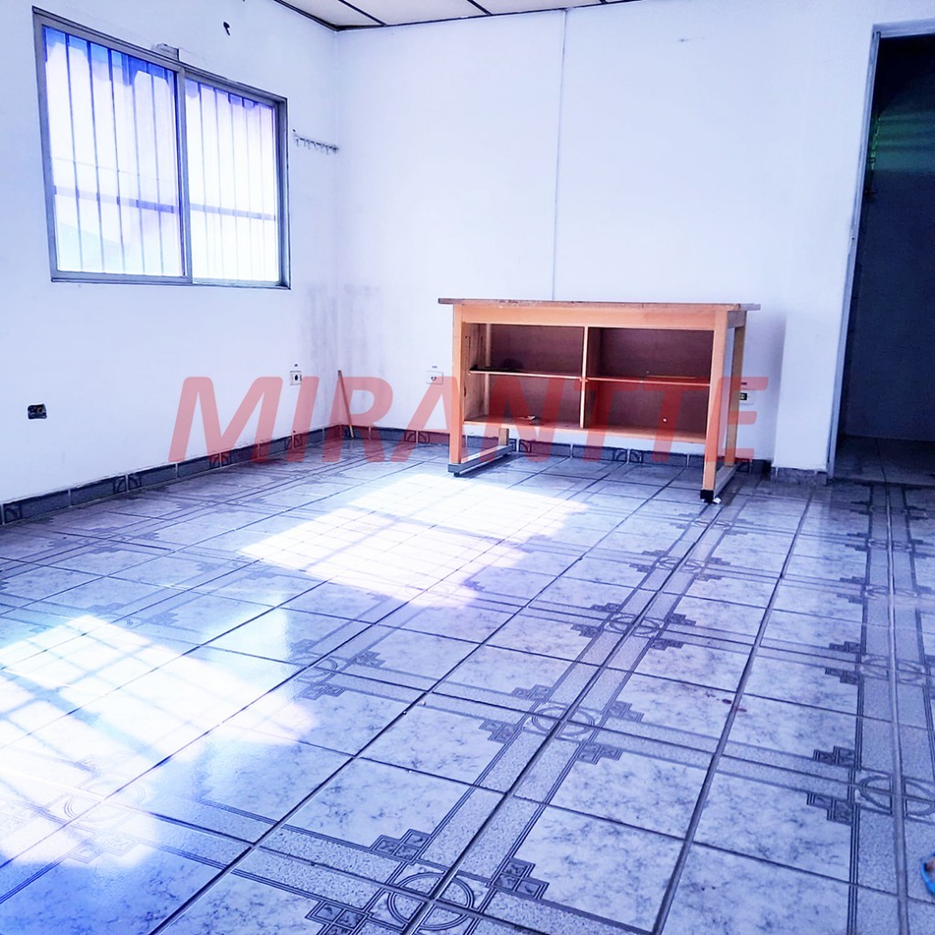 Sobrado de 400m² com 5 quartos em São João do Rio Vermelho