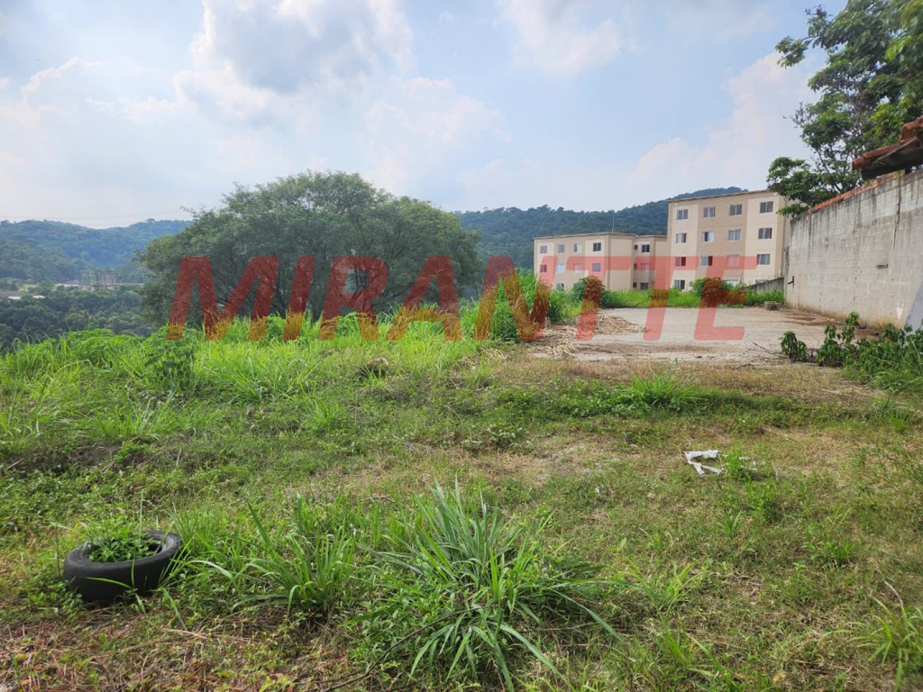 Terreno de 4651m² em Pedra Branca
