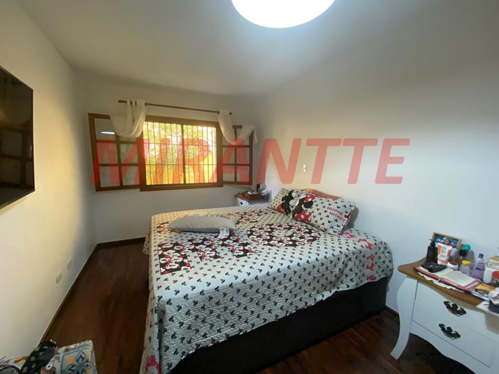 Sobrado de 353m² com 4 quartos em Serra Da Cantareira