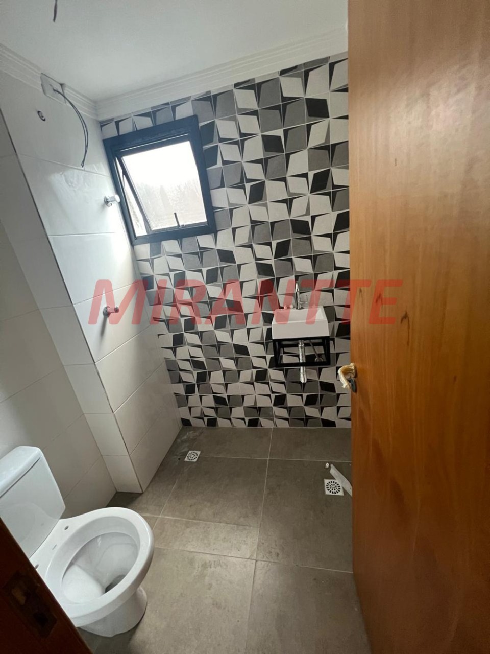 Apartamento de 82m² com 2 quartos em Parque Peruche