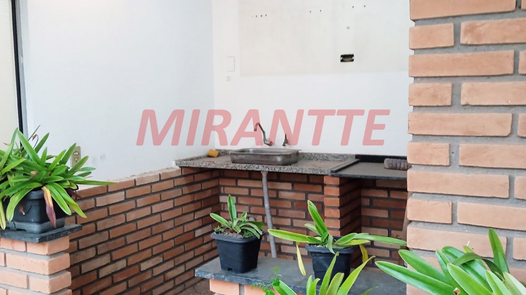 Sobrado de 259m² com 4 quartos em Parque Edu Chaves