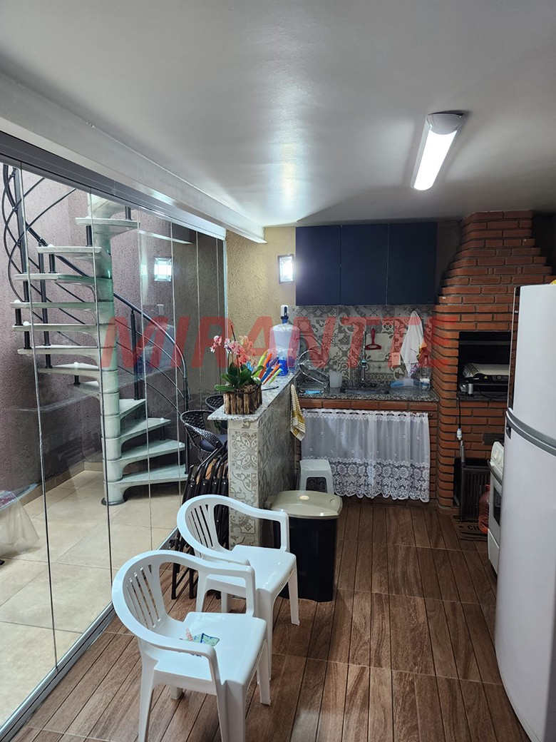 Sobrado de 260m² com 3 quartos em Vila Maria