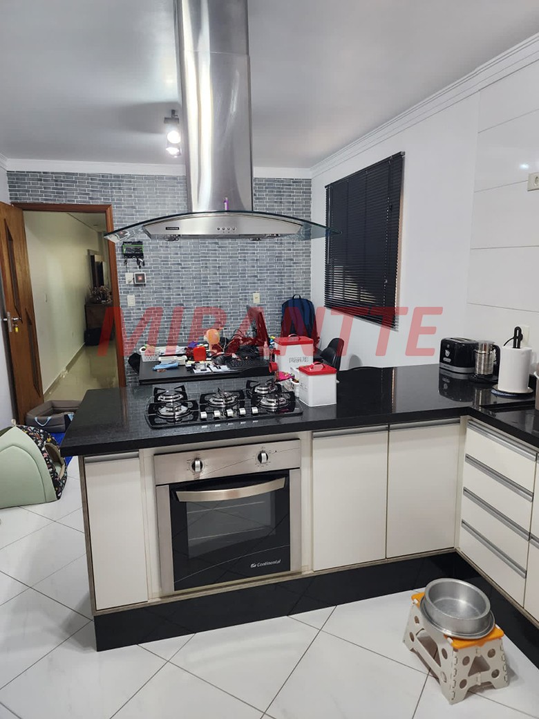 Sobrado de 260m² com 3 quartos em Vila Maria